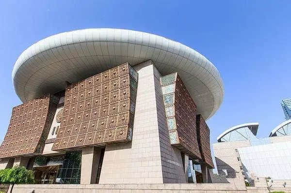 今時(shí)今日想去廣東省博物館，竟然還要找黃牛買票？