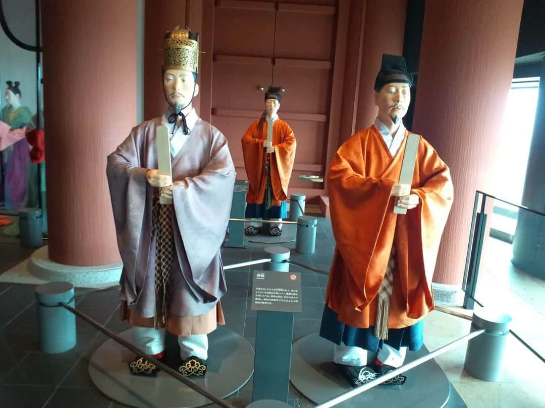 中國人穿和服屬尋釁滋事？除了法律，我們更想談?wù)剼v史
