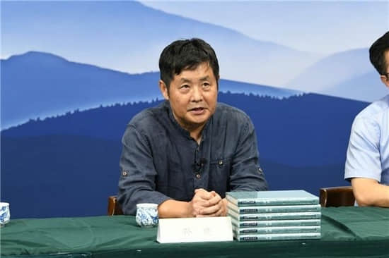 中國歷史研究院古代歷史研究所研究員、博士生導(dǎo)師、《今注本二十四史》執(zhí)行總編纂孫曉作主旨演講
