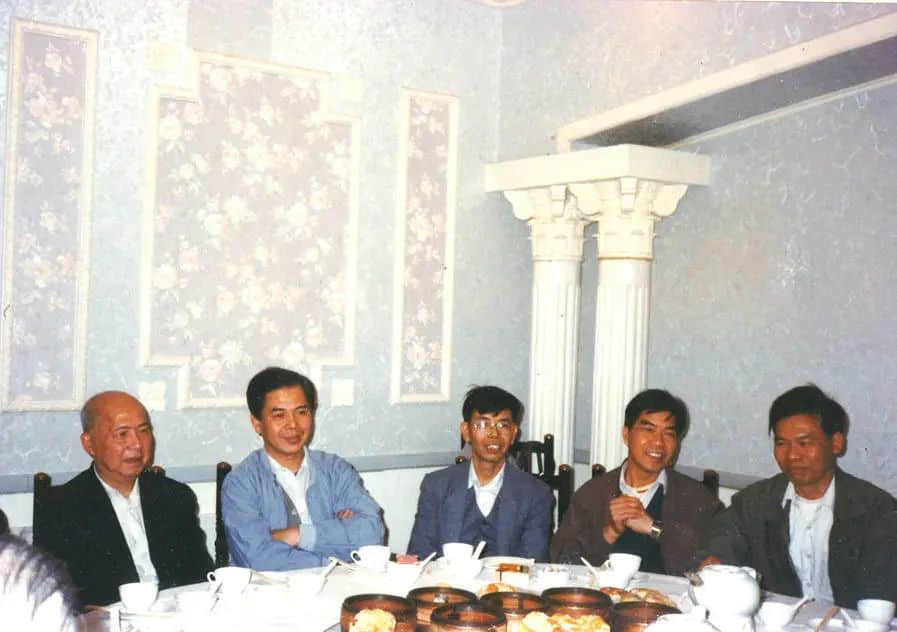 何松柏與南國(guó)手工藝的深厚情緣 || 莫澤輝 何松柏與南國(guó)手工藝的深厚情緣 || 莫澤輝