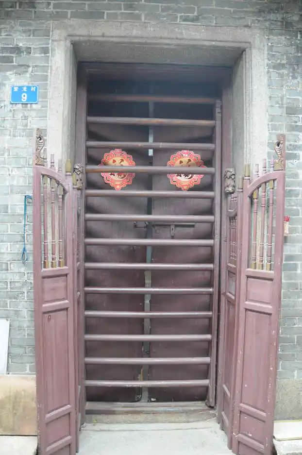 多面手梁健的老廣州風(fēng)情對(duì)聯(lián) || 荔人行 多面手梁健的老廣州風(fēng)情對(duì)聯(lián) || 荔人行