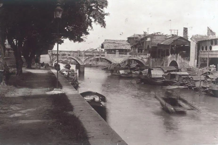 西關(guān)地的“外婆橋” || 呂碩文 西關(guān)地的“外婆橋” || 呂碩文