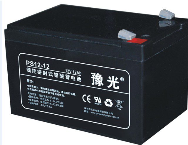 昨夜康王路小牛電動(dòng)車(chē)店門(mén)前，“電雞”又火了？