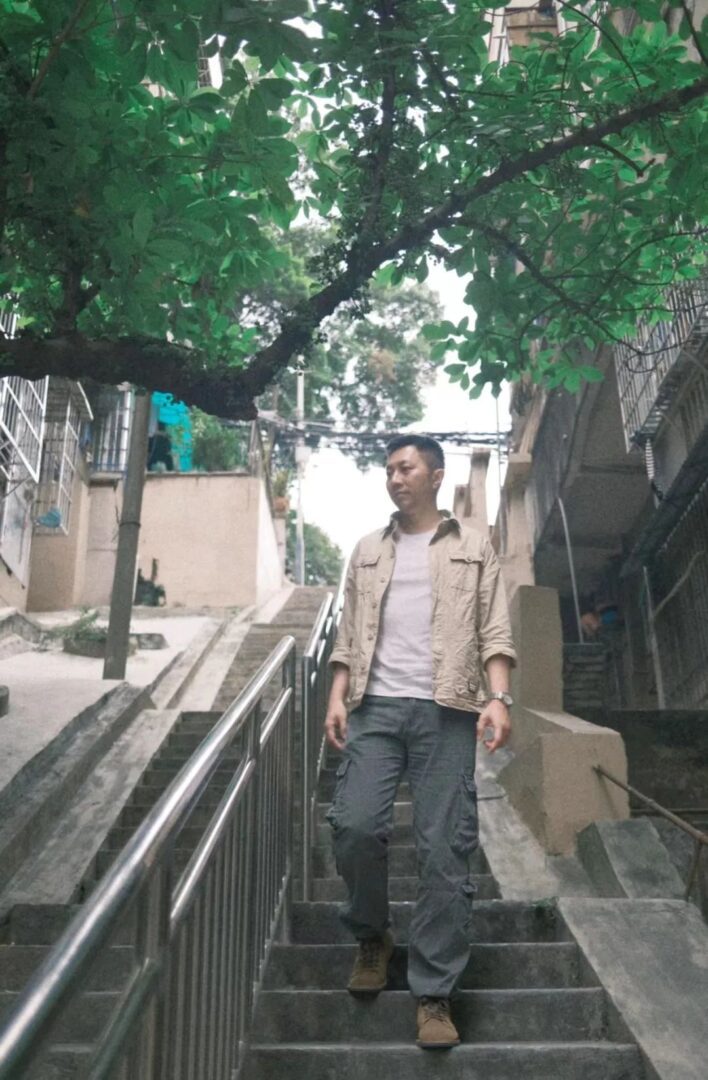 象崗山不是“小重慶”，她只是凝固了的舊廣州……
