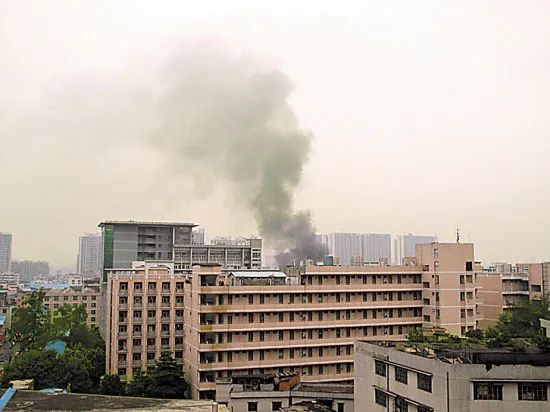 城中村，為什么成為廣州這波疫情的重災(zāi)區(qū)？