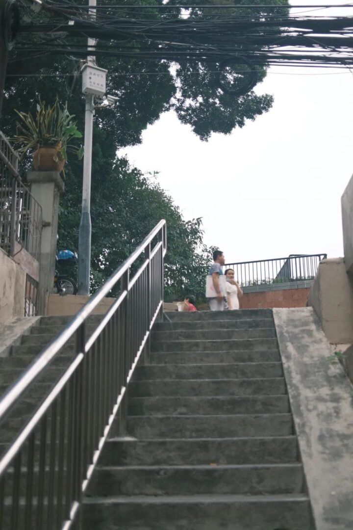 象崗山不是“小重慶”，她只是凝固了的舊廣州……