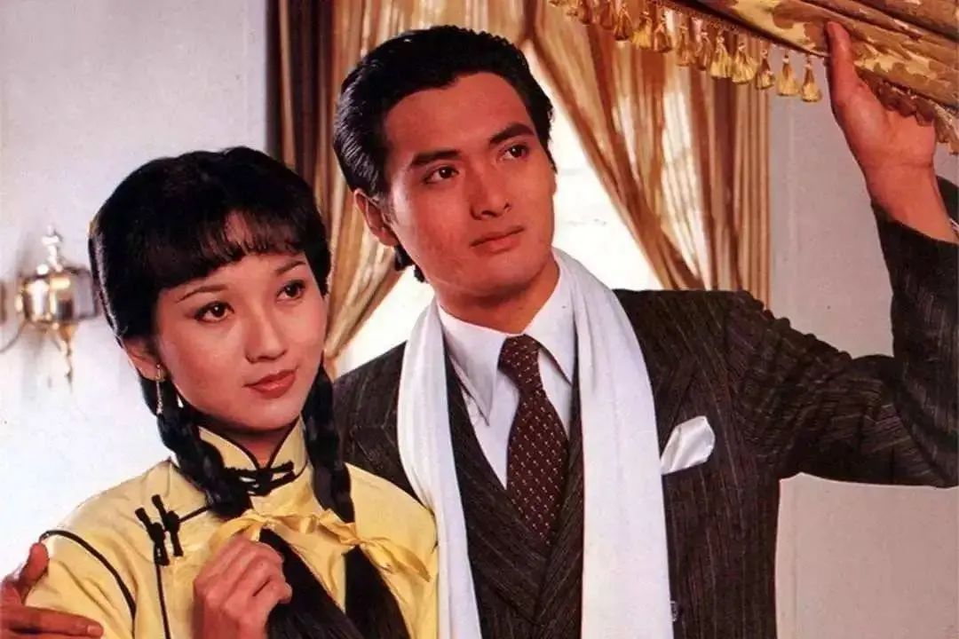 顧嘉輝與黃霑天堂聚首，粵語(yǔ)歌壇再難輝煌？