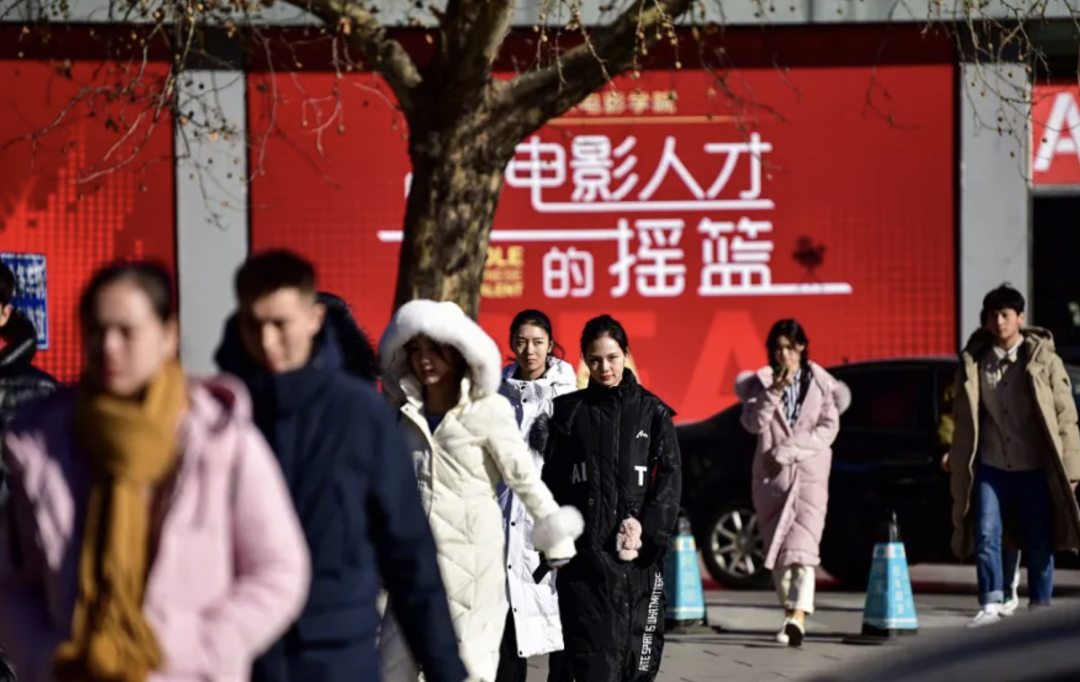 《無(wú)限超越班》：復(fù)制TVB造星模式，就能拯救內(nèi)娛嗎？