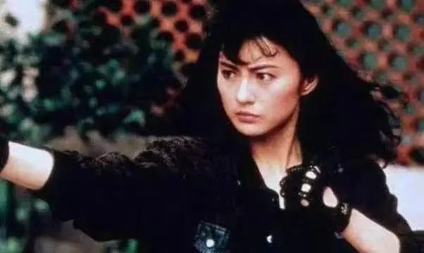 楊紫瓊金球封后：“打女”為何更難成名？