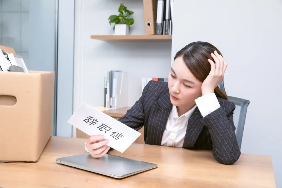 月經(jīng)假和超長產(chǎn)假，為何女性不領(lǐng)情？