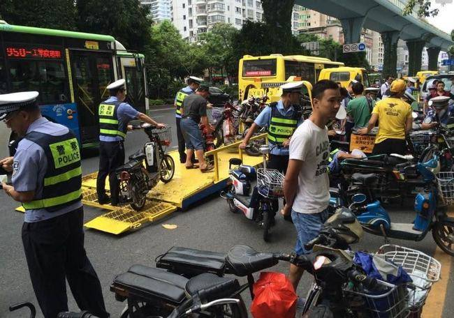 廣州電雞圍城：私人電動車未治，共享電動車又來？