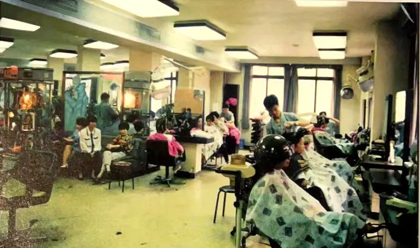 話說廣州飛發(fā)鋪：你今日“頭之理裁”了嗎？|| 李海明