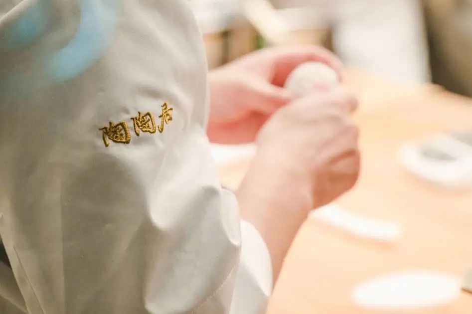 面對(duì)網(wǎng)紅店和速凍點(diǎn)心挑戰(zhàn)，廣州老字號(hào)能保持初心么？