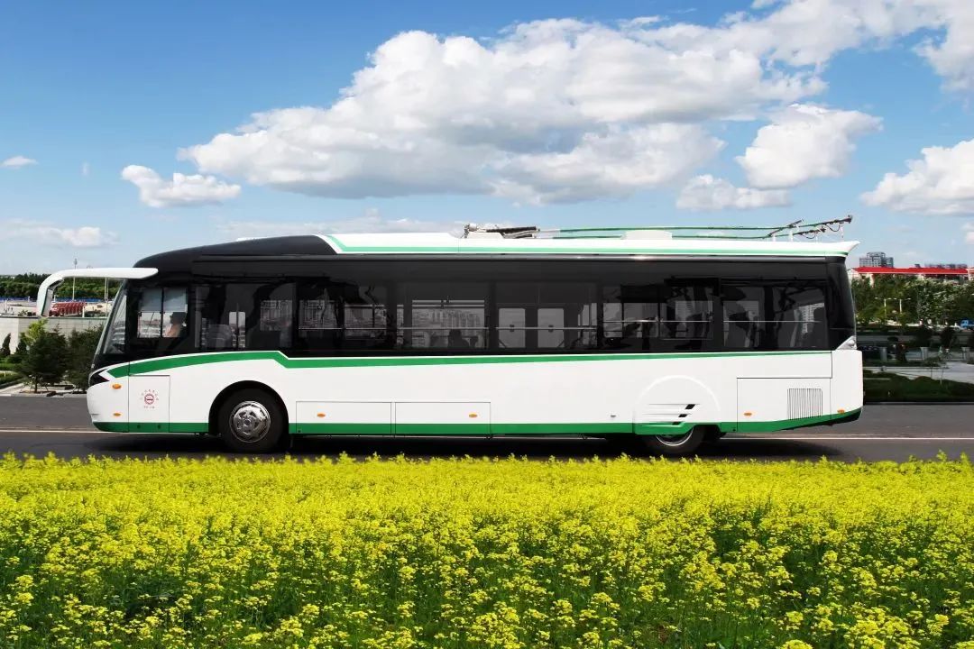 102路擬停運，“孖辮”無軌電車未來會被淘汰嗎？