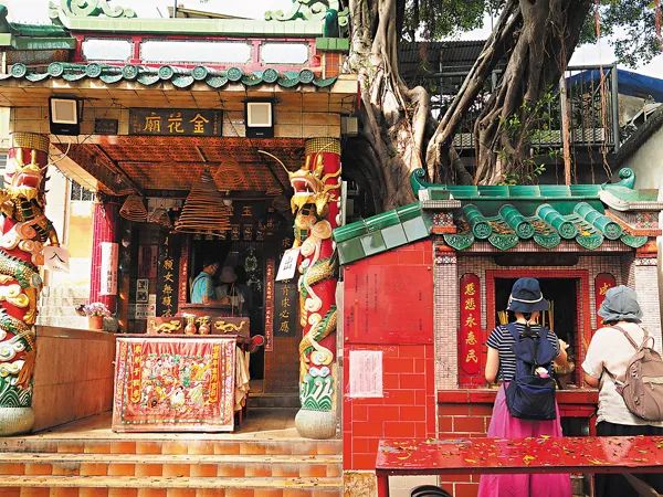 廣州出生的著名演員，香港逝世后成為神仙