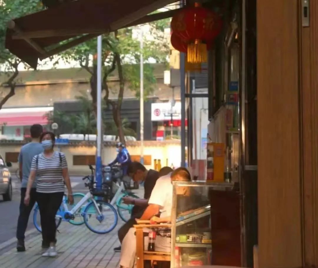 廣州便利店遍地開花，士多終有一日會被取代嗎？