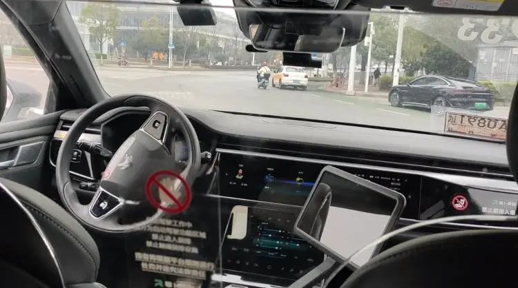 無(wú)人駕駛網(wǎng)約車(chē)進(jìn)軍廣州，是福還是禍？