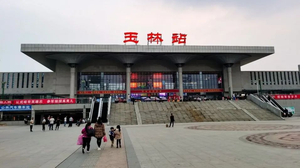 九歲香港女童用粵語將《岳陽樓記》倒背如流，但讀錯字？