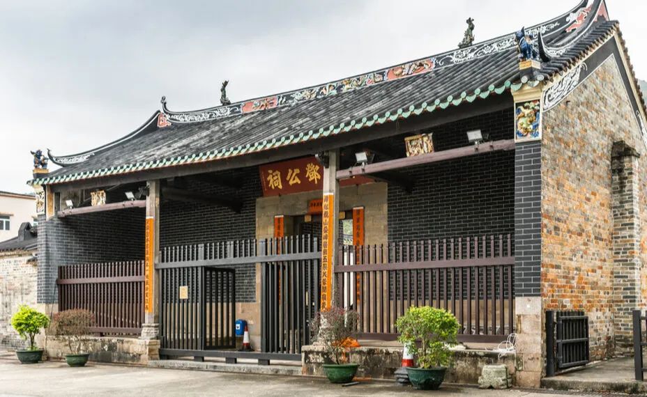 仔女不會(huì)講粵語，父母將被祠堂打屁屁？