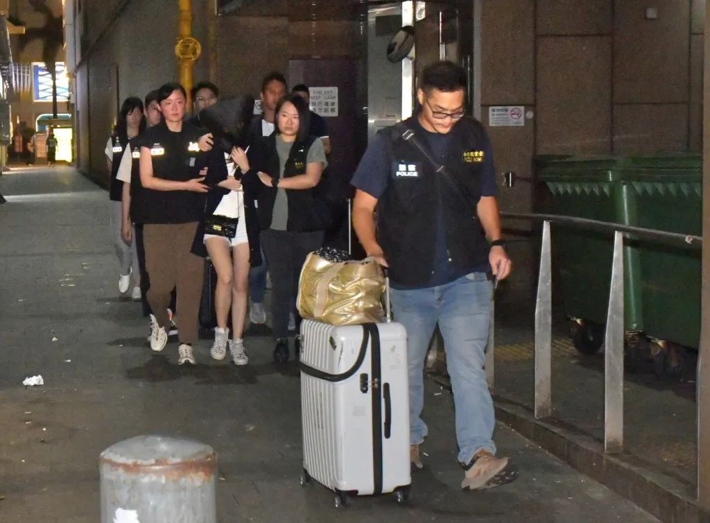 揾食艱難？日本AV女優(yōu)赴港賣淫被捕的背后……
