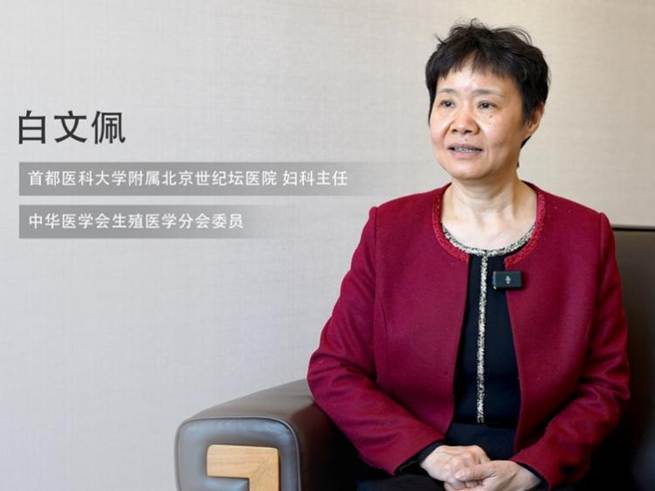小孩在微笑AI 生成的內(nèi)容可能不正確。