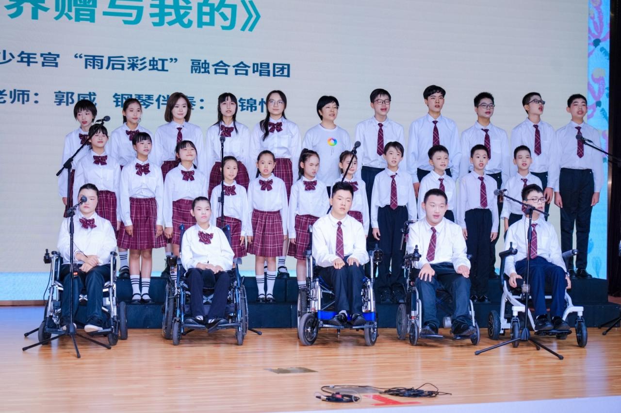廣州市少年宮雨后彩虹融合藝術(shù)團(tuán)合唱.jpg
