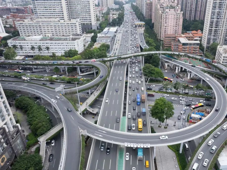 全運(yùn)會(huì)汽車限行：返工靠電雞，是廣州打工仔宿命？