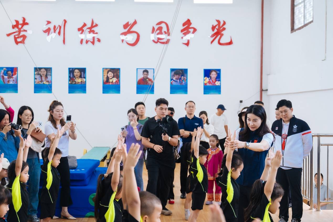 中華全國體育基金會(huì) 澳門霍英東基金會(huì) 赴貴州基層體育教練員情況調(diào)研