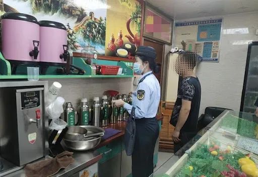廣東涼茶究竟是飲品還是藥品？